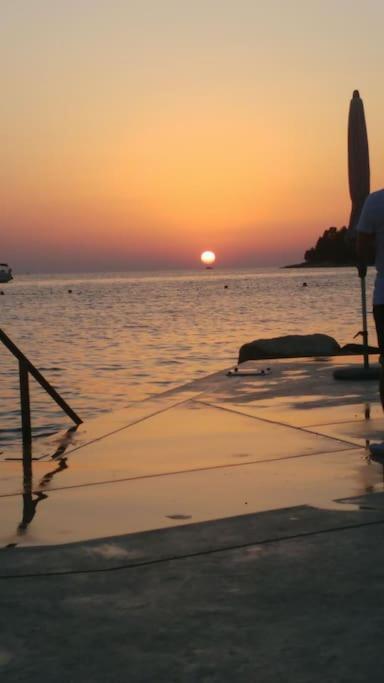 Apartma Apartman Den,rovinj Oaza U Centru Grada I Besplatnim Parkingom Rovinj